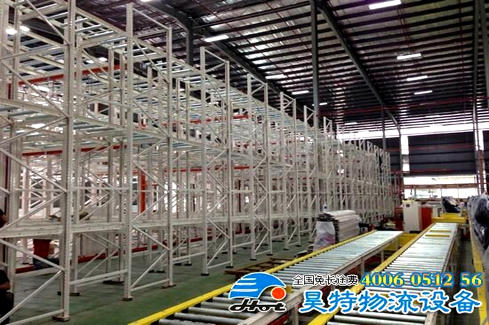 如何根据产品特性选择重力式货架